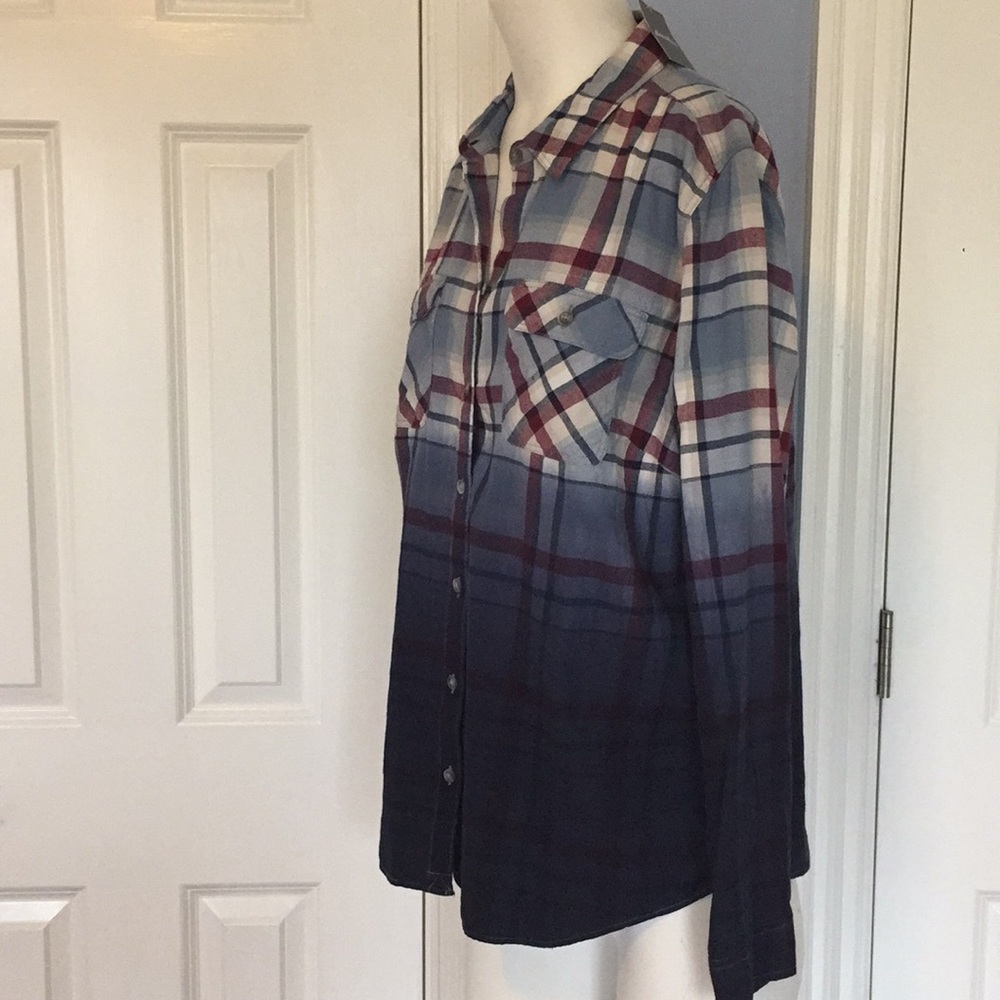 NEW Ombré plaid women’s Eddie Bauer button down